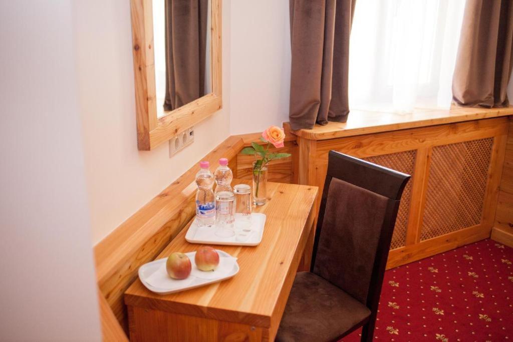 Baron Spa Hotel - Museum Jaremtsje Buitenkant foto