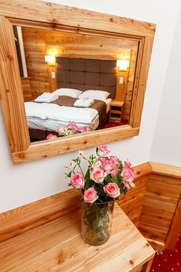 Baron Spa Hotel - Museum Jaremtsje Buitenkant foto