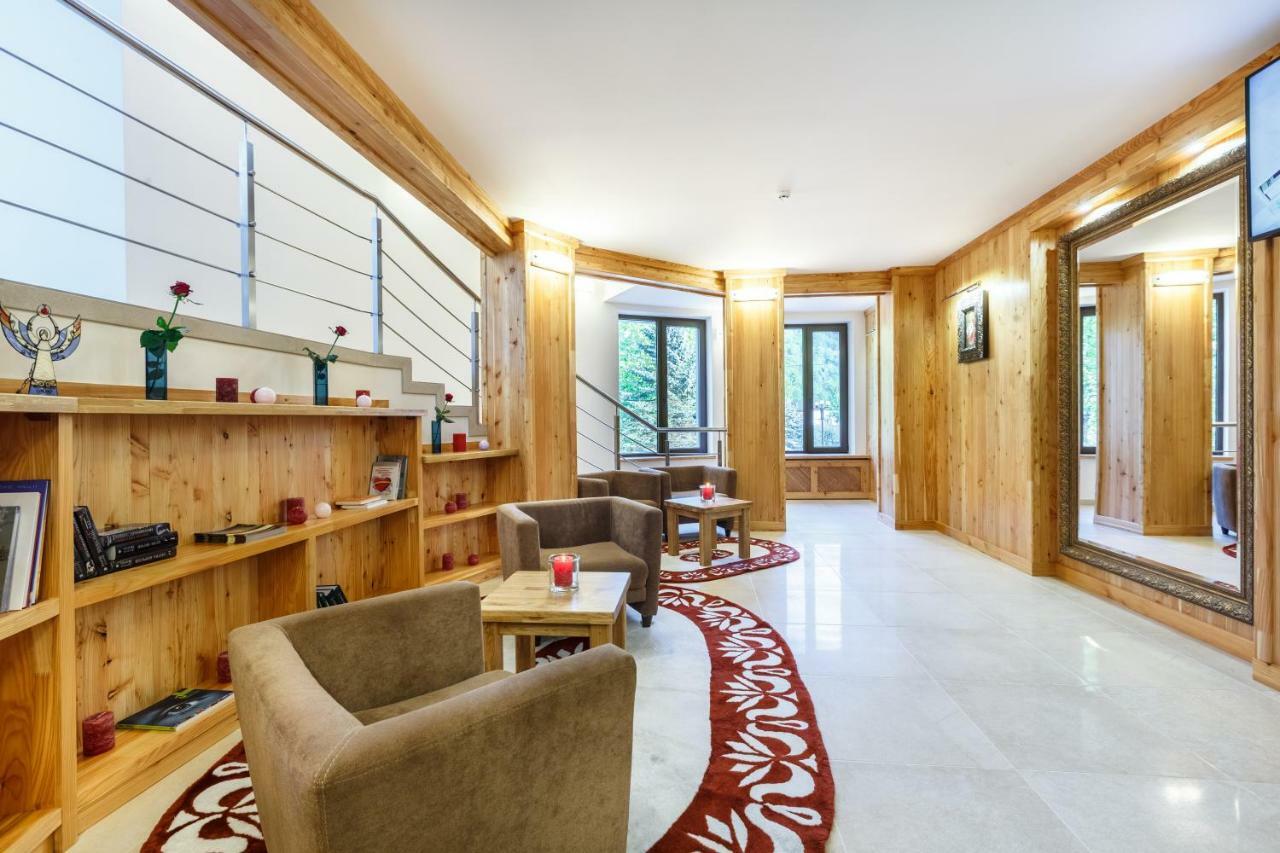 Baron Spa Hotel - Museum Jaremtsje Buitenkant foto